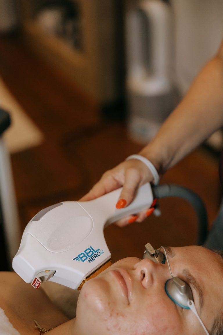 Dermaplaning vs. Shaving: What’s the Difference?